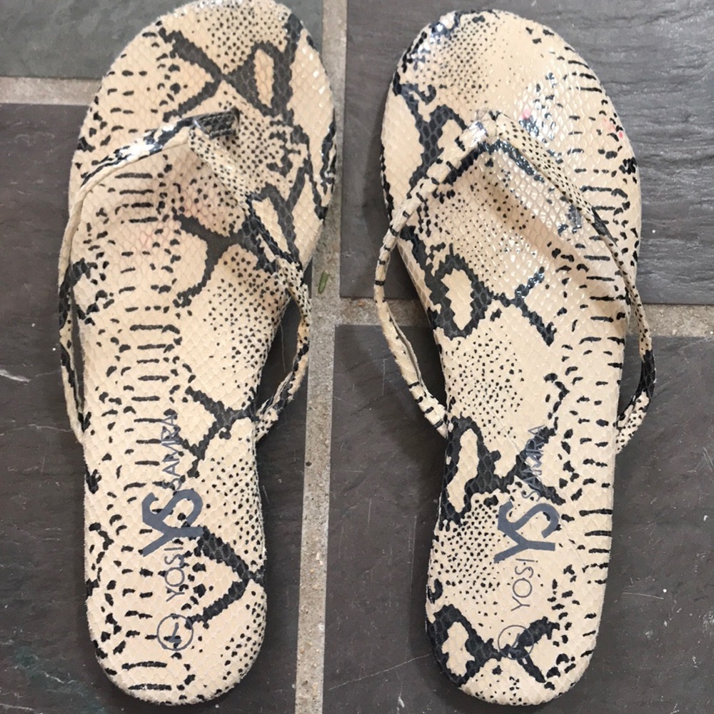 Yosi Samra Women’s Roee flip flop in nude snake